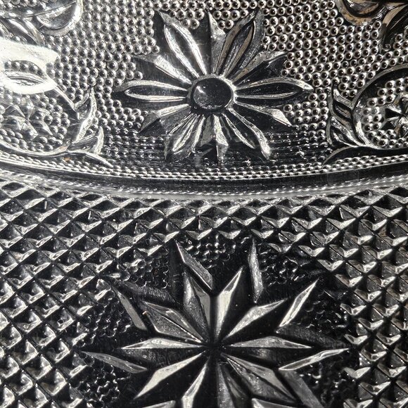 Vintage Duncan & Miller Sandwich Pattern Pressed Glass Peanut Shaped Celery Tray - Picture 11 of 12